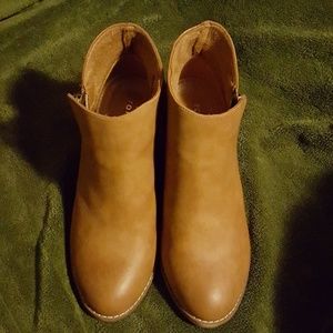 New Torrid booties boots size 10w
